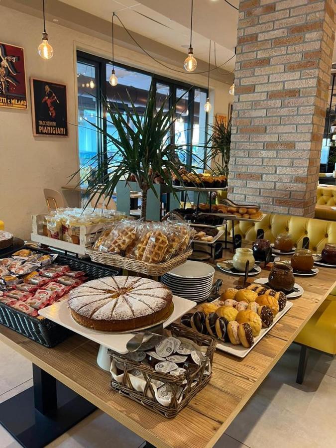 Hotel Danieli 리도 디 예솔로 외부 사진