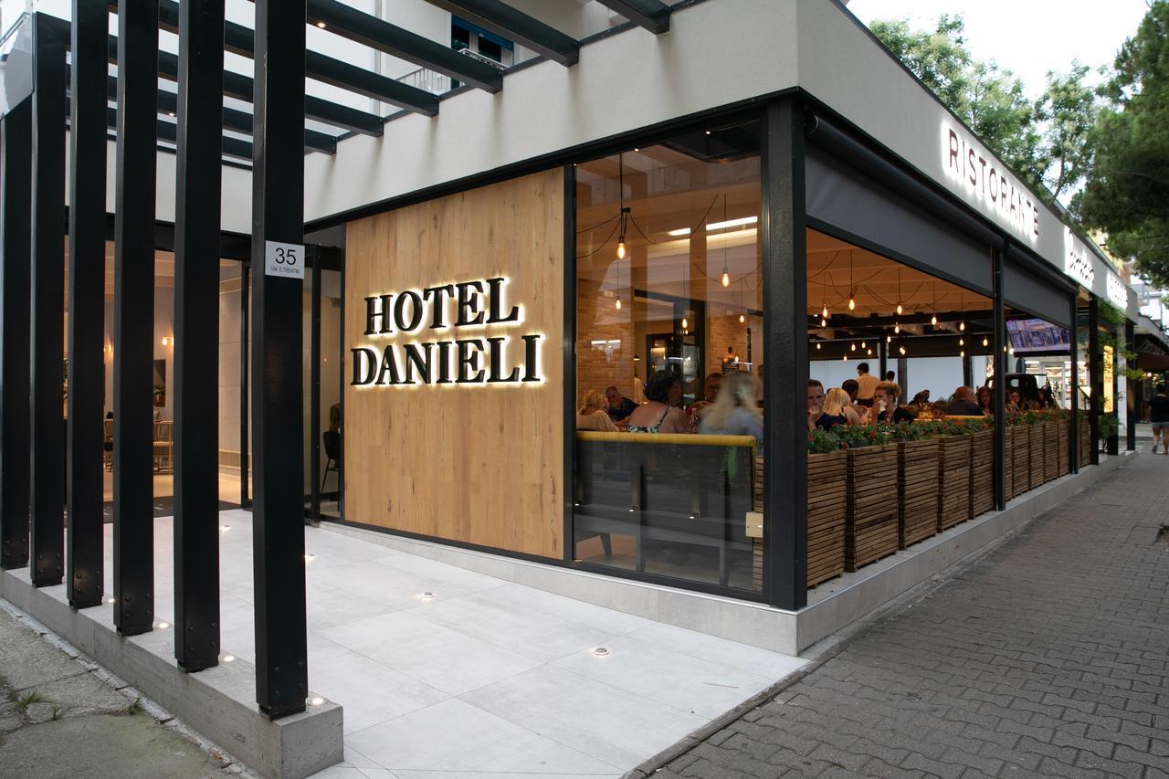 Hotel Danieli 리도 디 예솔로 외부 사진